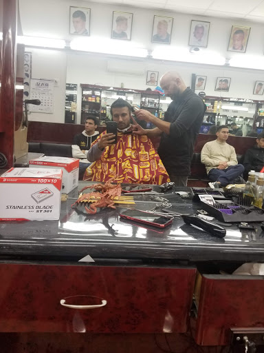 Barber Shop «Imperial Cuts Barber Shop», reviews and photos, 164-20 69th Ave, Fresh Meadows, NY 11365, USA