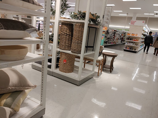 Department Store «Target», reviews and photos, 3500 East-West Hwy #1200, Hyattsville, MD 20782, USA