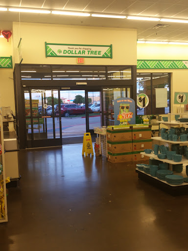 Dollar Store «Dollar Tree», reviews and photos, 2325 S Stemmons Fwy #501, Lewisville, TX 75067, USA
