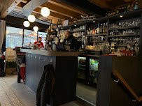 Atmosphère du Restaurant Les Notes Gourmandes Café-Resto Les Gets - n°4