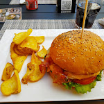 Photo n°1 de l'avis de Stefano.a fait le 01/07/2021 à 11:43 sur le  Officina dell'hamburger Gallarate à Gallarate