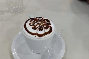 Café Completo image