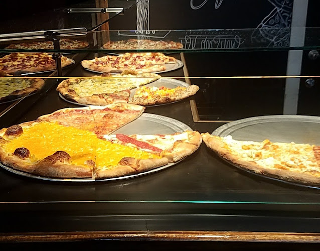 #4 best pizza place in Fort Collins - Slyce Pizza Co.