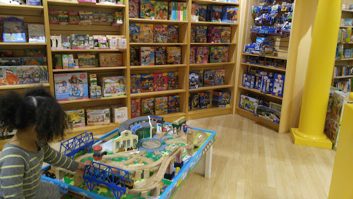 Book Store «Barnes & Noble», reviews and photos, 710 County Hwy 10, Blaine, MN 55434, USA