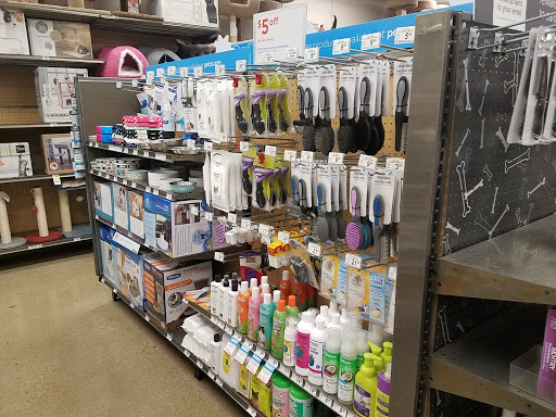 Pet Supply Store «Petco Animal Supplies», reviews and photos, 2727 Pfingsten Rd #8, Glenview, IL 60026, USA