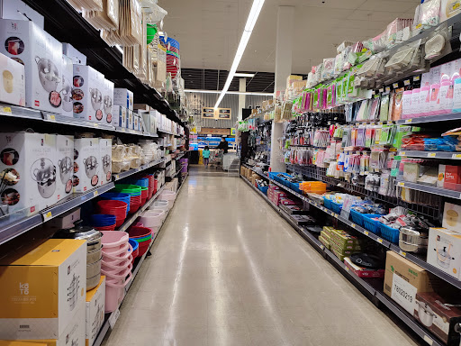 Asian Grocery Store «V & T Supermarket», reviews and photos, 12 N Franklin St, Hempstead, NY 11550, USA