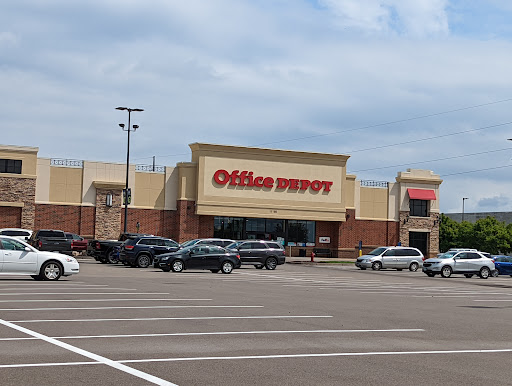 Office Supply Store «OfficeMax», reviews and photos, 11160 Fountains Dr, Maple Grove, MN 55369, USA