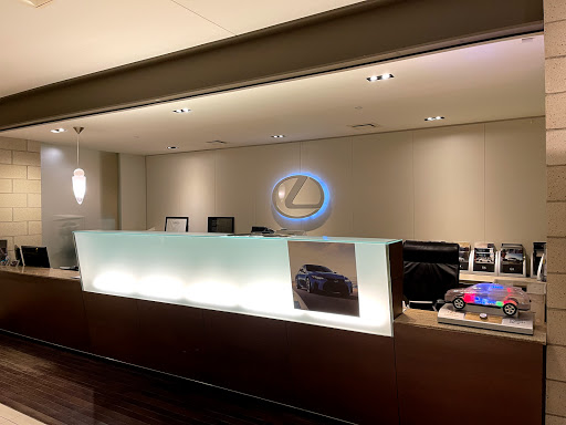 Lexus Dealer «Woodfield Lexus», reviews and photos, 350 E Golf Rd, Schaumburg, IL 60173, USA