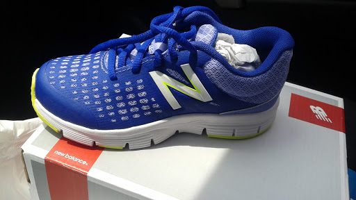 Shoe Store «Shoe Station», reviews and photos, 741 C Hilcrest Road, Mobile, AL 36695, USA