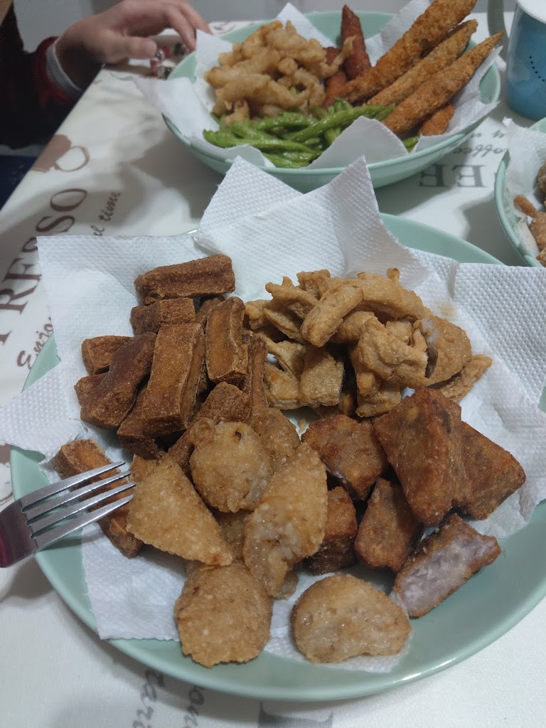 黑松鹹酥雞 的照片