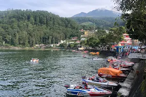 Sarangan Lake image