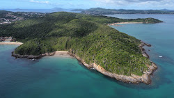 Praia dos Amores'in fotoğrafı küçük koy ile birlikte