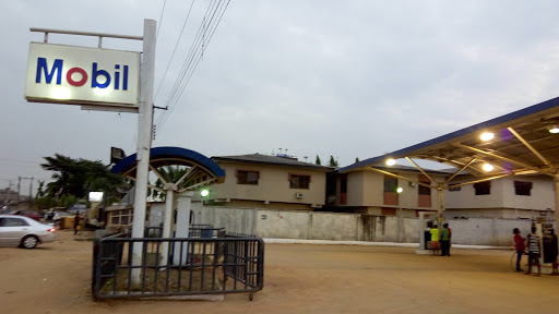 Mobil Filling Station, Owutu-Isawo Rd, Ikorodu, Nigeria, Car Wash, state Lagos