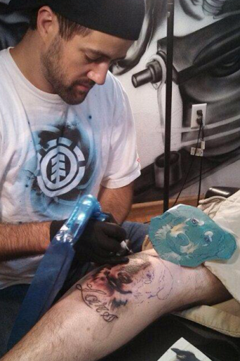 Tattoo Shop «Evolution Tattoo Gallery LLC», reviews and photos, 26741 SE Stark St, Troutdale, OR 97060, USA