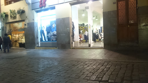Tiendas de moda masculina en Arequipa