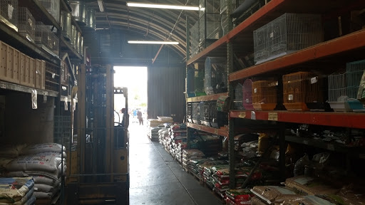 Animal Feed Store «Farmers Feed & Pet Supply», reviews and photos, 1302 E Miner Ave, Stockton, CA 95205, USA