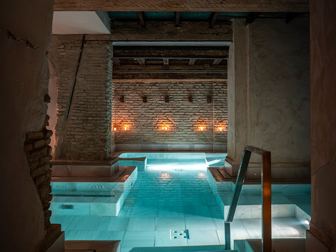 AIRE Ancient Baths Sevilla