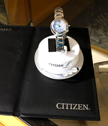 Jewelry Store «Englewood Jewelry & Watch», reviews and photos, 4455 S Broadway #2, Englewood, CO 80113, USA