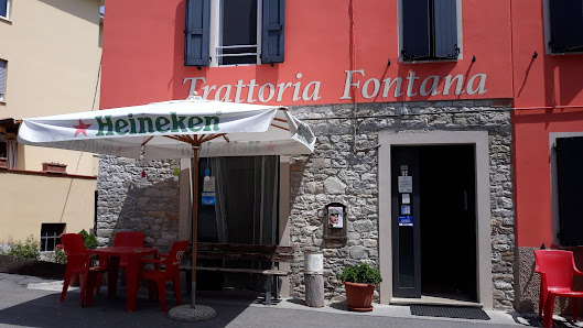 Bar Trattoria Fontana Di Boschi Guglielmina Piazzetta Dell' Oratorio, 1, 43013 Castrignano PR, Italia