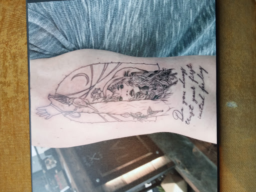 Tattoo Shop «Keys on Kites Tattoo & Gallery», reviews and photos, 869 Whalley Ave, New Haven, CT 06515, USA