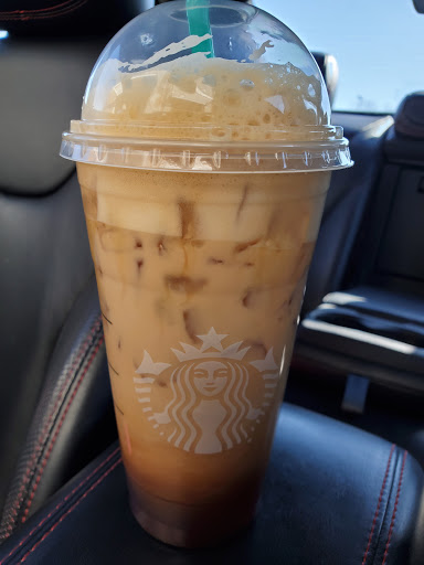 Coffee Shop «Starbucks», reviews and photos, 4503 Fleur Dr, Des Moines, IA 50321, USA