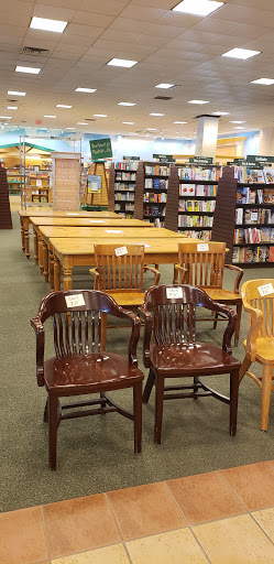 Book Store «Barnes & Noble», reviews and photos, 5380 US-14, Crystal Lake, IL 60014, USA