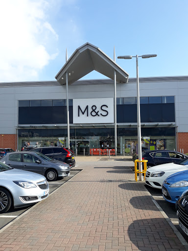 Marks and Spencer - Ravenside Retail park, Hastings Rd Unit 10 Bexhill On Sea, Bexhill, Re TN40 2JS, Reino Unido