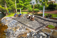 Monette Landscaping & Construction