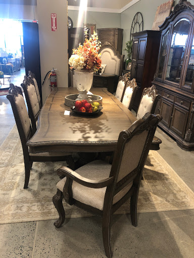 Furniture Store «Ashley HomeStore», reviews and photos, 80 Nardozzi Pl, New Rochelle, NY 10801, USA