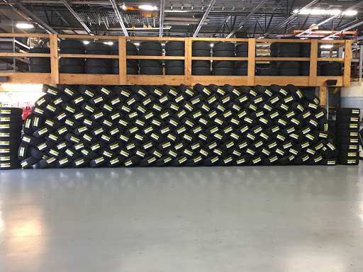 Tire Shop «Suburban Tire Auto Repair Center», reviews and photos, 755 North Ave, Glendale Heights, IL 60139, USA