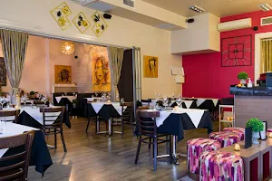 Rubyos Restaurant & Bar image
