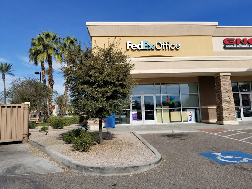 Print Shop «FedEx Office Print & Ship Center», reviews and photos, 9925 W McDowell Rd Suite 105, Avondale, AZ 85392, USA