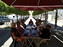 Atmosphère du Restaurant français Restaurant Le Vieux Puits à Marcigny - n°5