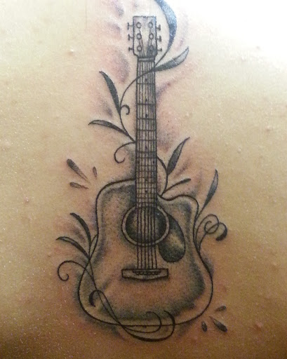 Tattoo Shop «Lady Luck Tattoo Studio», reviews and photos, 220 N Benton St, Woodstock, IL 60098, USA