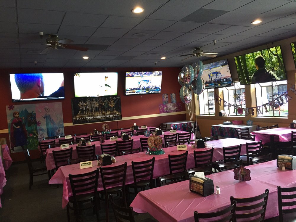 Straw Hat Pizza 95020