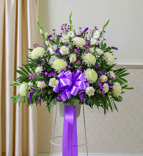 Florist «Varise Bros. Florist», reviews and photos, 104 Sterling St, Clinton, MA 01510, USA