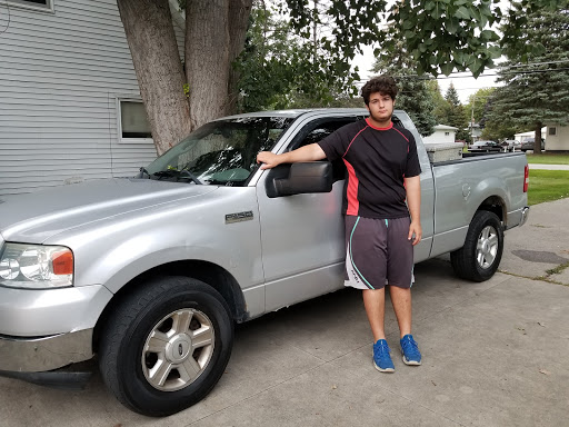 Used Car Dealer «Lakeside Auto Sales Inc», reviews and photos, 44903 N Gratiot Ave, Charter Twp of Clinton, MI 48036, USA