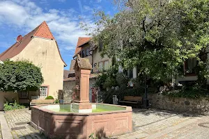 Löwenbrunnen image