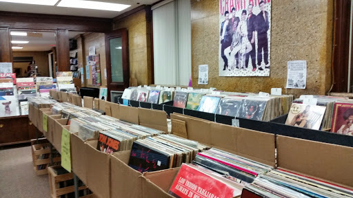 Record Store «Exile on Main Street», reviews and photos, 100 N Chestnut St #120, Champaign, IL 61820, USA