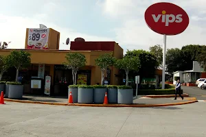 Vips Plaza Satélite image