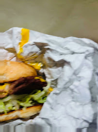 Hamburger du Restaurant américain Dumbo Petites-Écuries à Paris - n°9