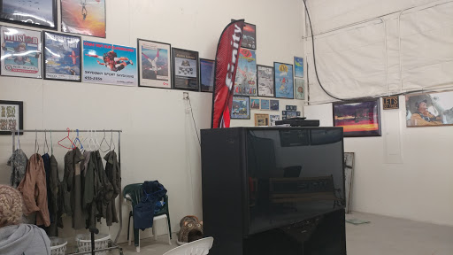 Skydiving Center «Sky Down Skydiving», reviews and photos, 5111 Aviation Way, Caldwell, ID 83605, USA