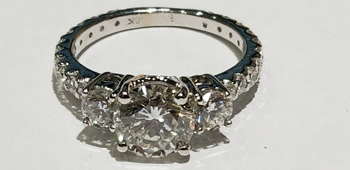 Jewelry Store «Meridian Diamond Co», reviews and photos, 780 Holcomb Bridge Rd, Roswell, GA 30076, USA