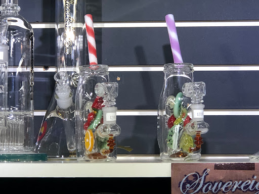 Tobacco Shop «Northern Lights 2», reviews and photos, 270 Enfield St, Enfield, CT 06082, USA