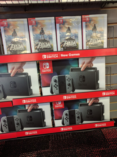 Video Game Store «GameStop», reviews and photos, 5378 Dixie Hwy, Fairfield, OH 45014, USA