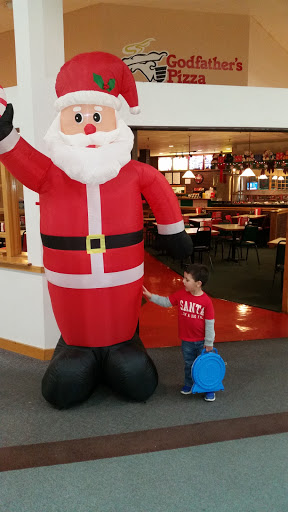 Shopping Mall «Parkway Plaza Mall», reviews and photos, 401 Madison Square Dr, Madisonville, KY 42431, USA