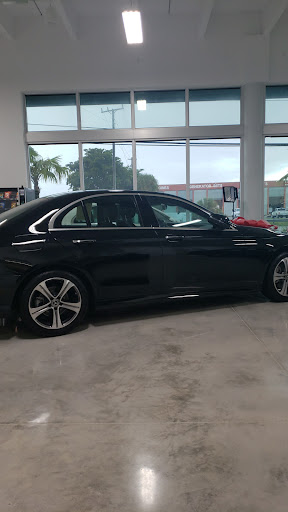 Car Dealer «SuperAutos Miami», reviews and photos, 8258 NW 58th St, Doral, FL 33166, USA