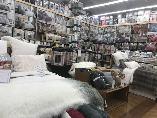 Bed Bath & Beyond