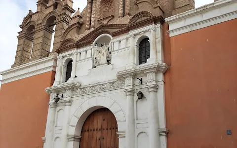 Iglesia La Merced image