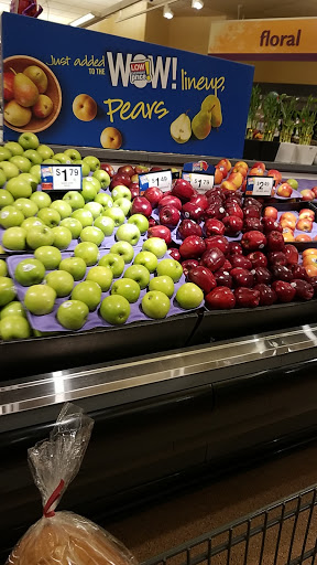 Grocery Store «Stop & Shop», reviews and photos, 420 White Plains Rd, Eastchester, NY 10709, USA